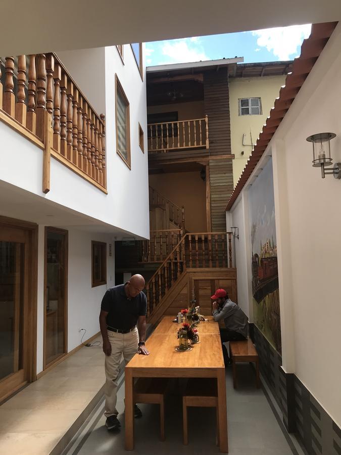 Community Hostel Алауси Экстерьер фото